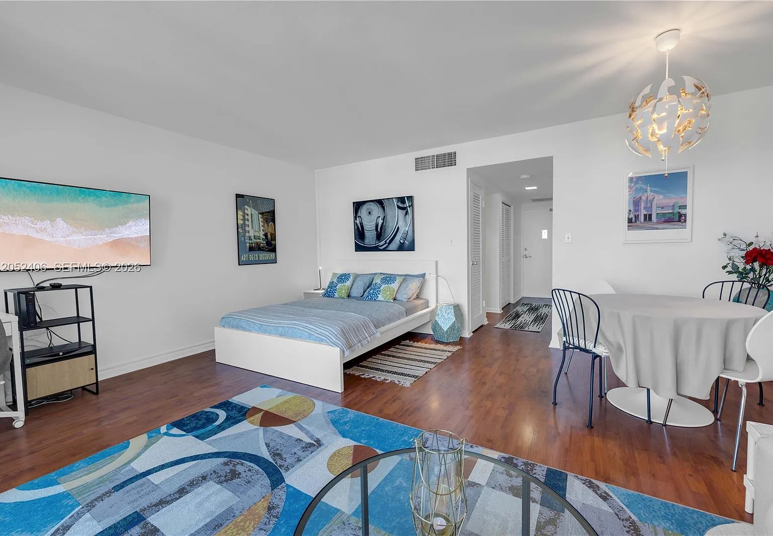 Mirador 1200 Condo — Photo 2