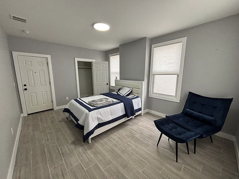 148 Chilton St #2 — Photo 1