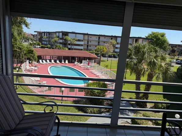 2861 NW 47th Terrace #304b, Lauderdale Lakes, FL 33313