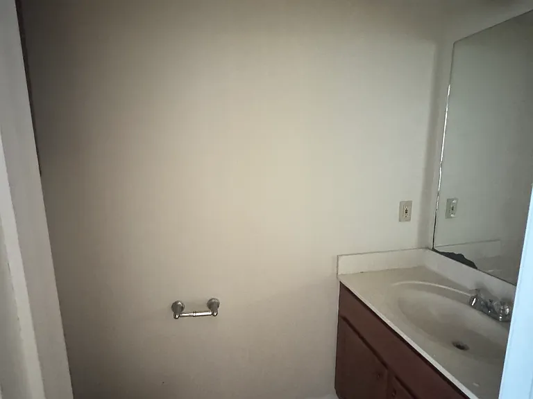 4253 Janet Ave #4 — Photo 3