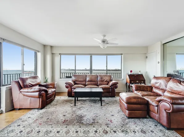 31 Hylan Blvd, Staten Island, NY