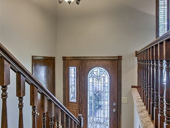 3rd image of 1531 Papillion Dr