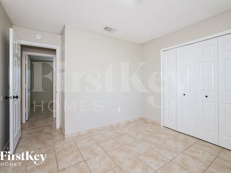 585 Koala Dr — Photo 11