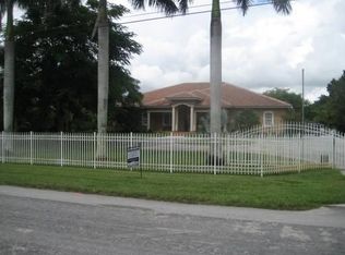 14531 Luray Rd, Southwest Ranches, FL 33330
