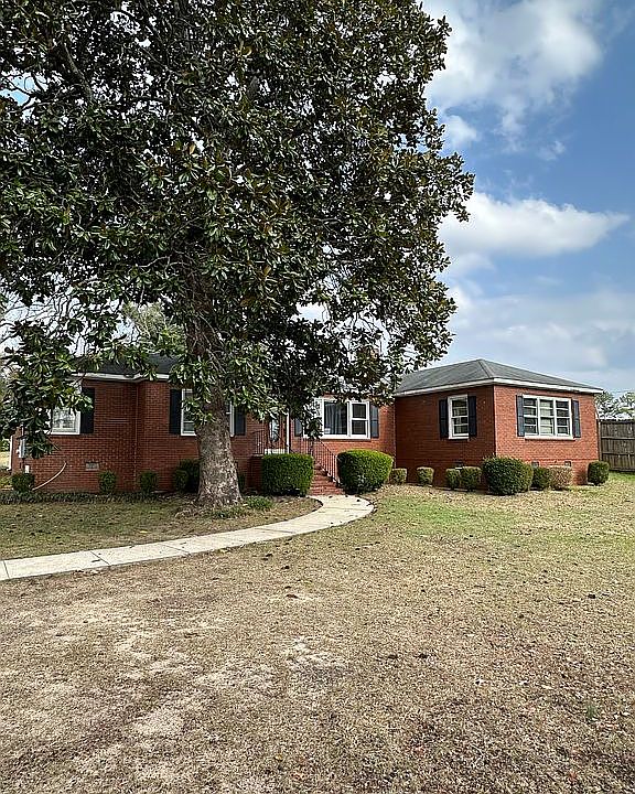 1st image of 5102 Summerville Rd