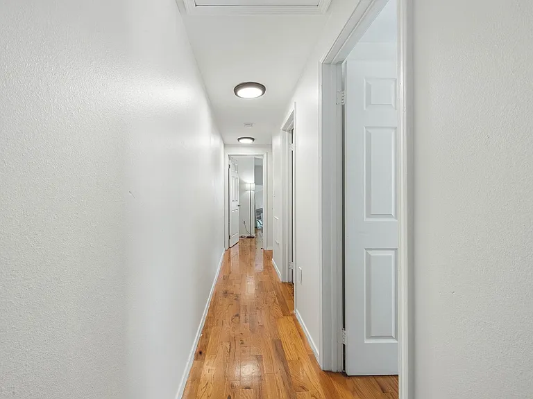 347 Johnston Ave — Photo 13