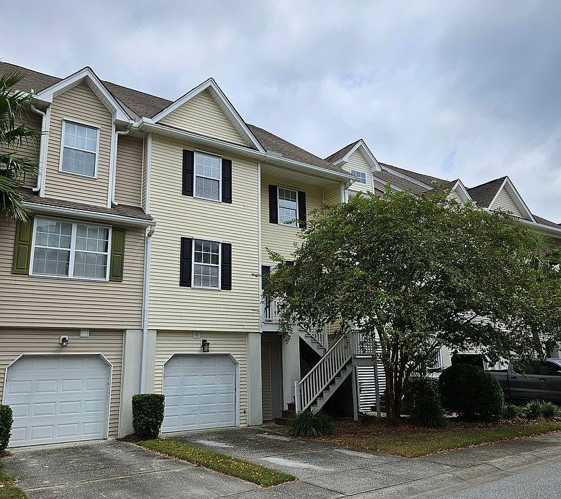 1st image of 113 Winding River Dr