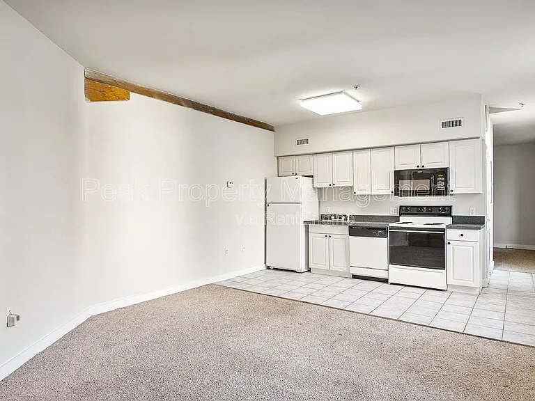 Poythress Apartments — Photo 43