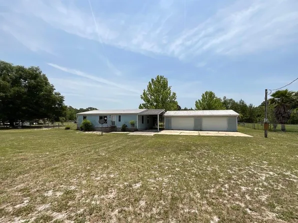 461 Lake Como Dr, Pomona Park, FL 32181