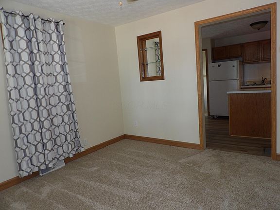4th image of 403 Miller Ave