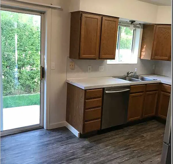 1243 N 400 E #2 — Photo 18