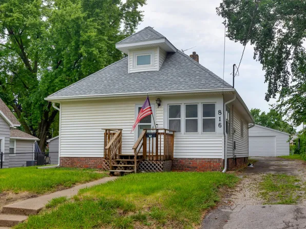 816 Boyd St, Des Moines, IA 50316