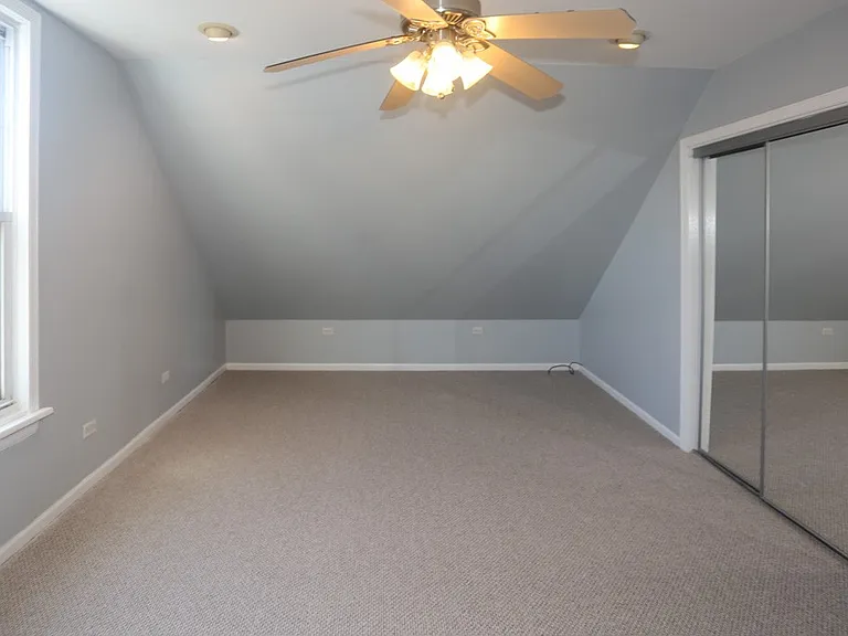 3316 N Southport Ave #2 — Photo 14