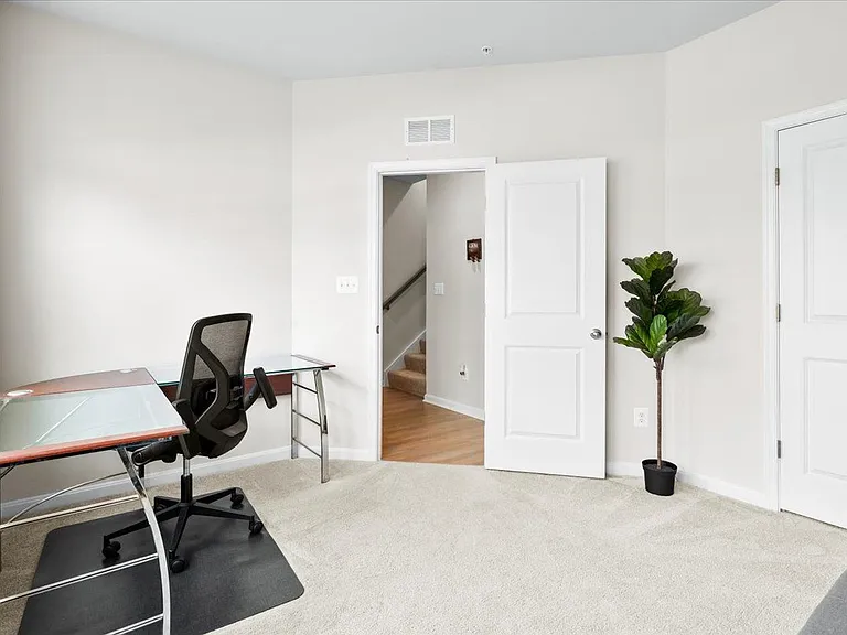 2583 Grangemill Ln #MAIN — Photo 6