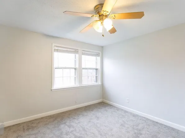 2103 Suitland Ter SE APT 201, Washington, DC 20020