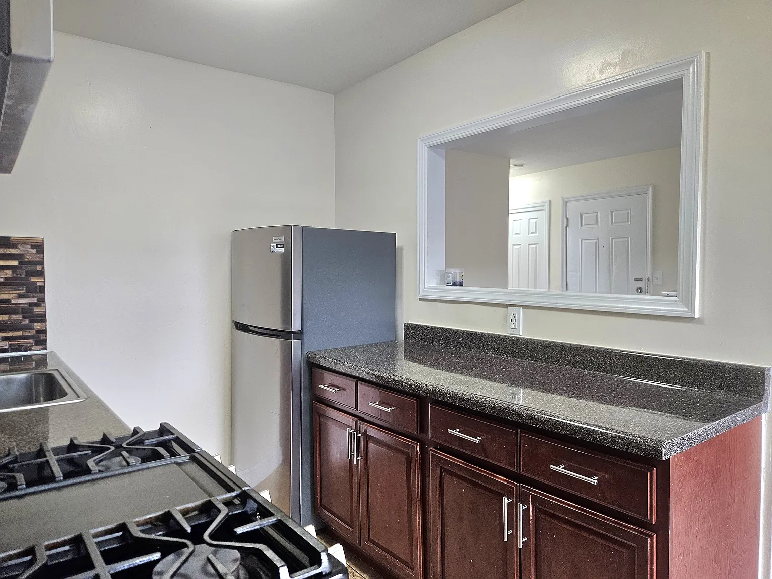 1 bed, $1,850 — Photo 4