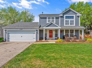 1361 Lilac Ln, Carol Stream, IL 60188