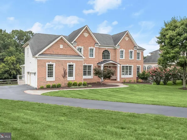 3163 Lorenzo Ln, Woodbine, MD 21797