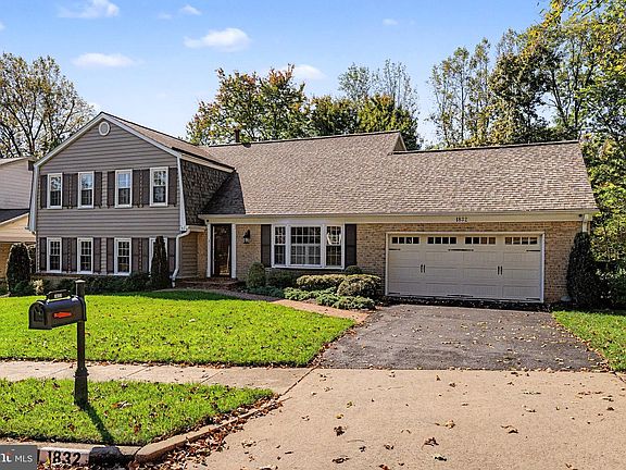 3rd image of 1832 Baldwin Dr