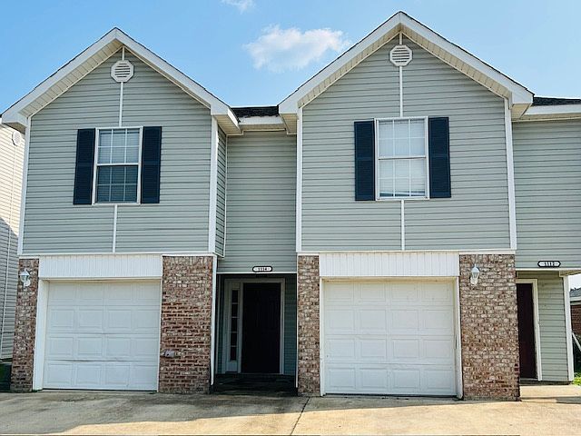 1st image of 1112 Saint Andrews Ln #1112