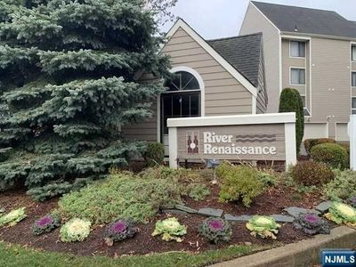 408 River Renaissance, East Rutherford, NJ, 07073