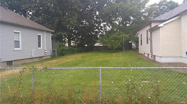 2nd image of 4726 Oldenburg Ave