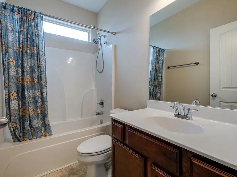 1021 Lindyn Lee Way — Photo 28