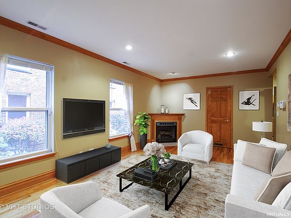 3rd image of 915 W Sunnyside Ave APT 1N