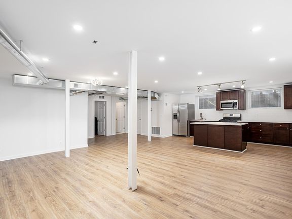 3rd image of 549 E Marshall St #3