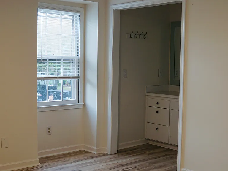 4912 Seabrook Ct — Photo 39