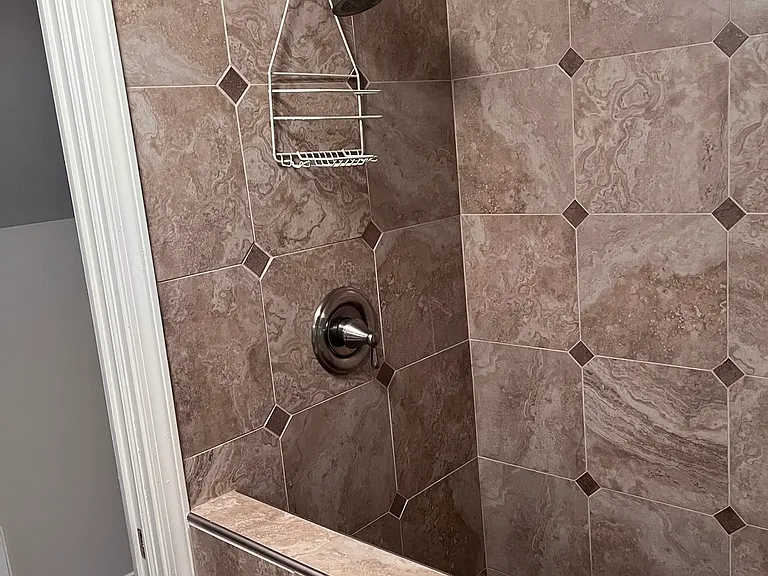 Upstairs bathroom #3