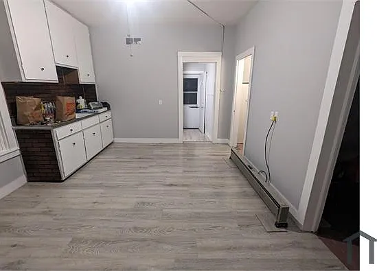 2 bed, $1,100 — Photo 3