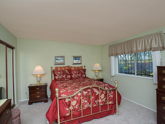3rd image of 1000 S Camino De Las Colinas