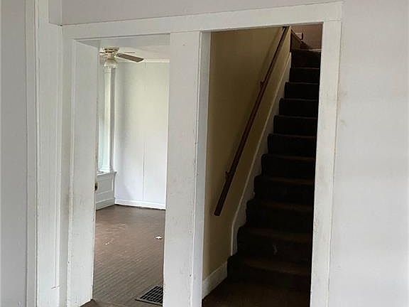 4th image of 20 Washington St