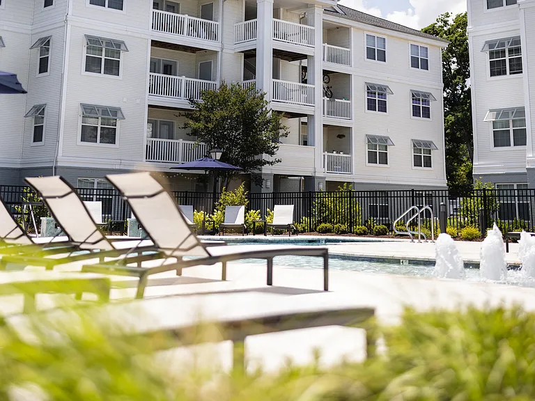 South Beach Apartments — Photo 9