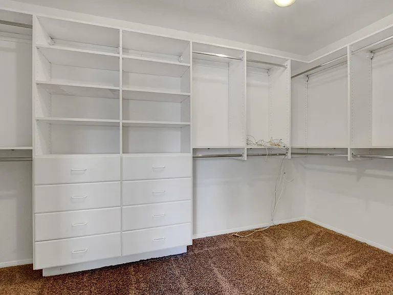 469 Annotto Bay St — Photo 29