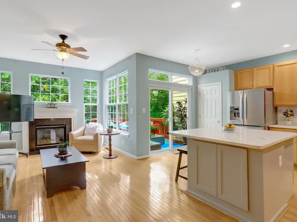6138 Cinnamon Ct, Alexandria, VA 22310
