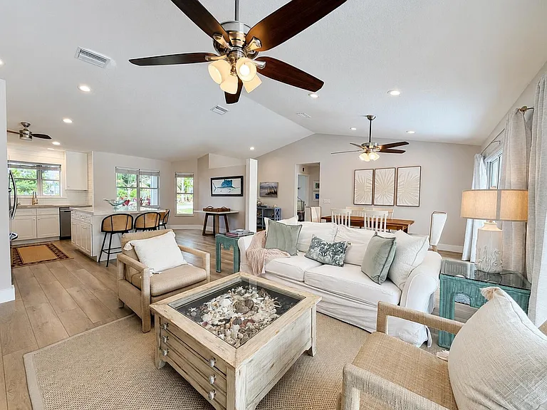 341 Suwanee Ave — Photo 27