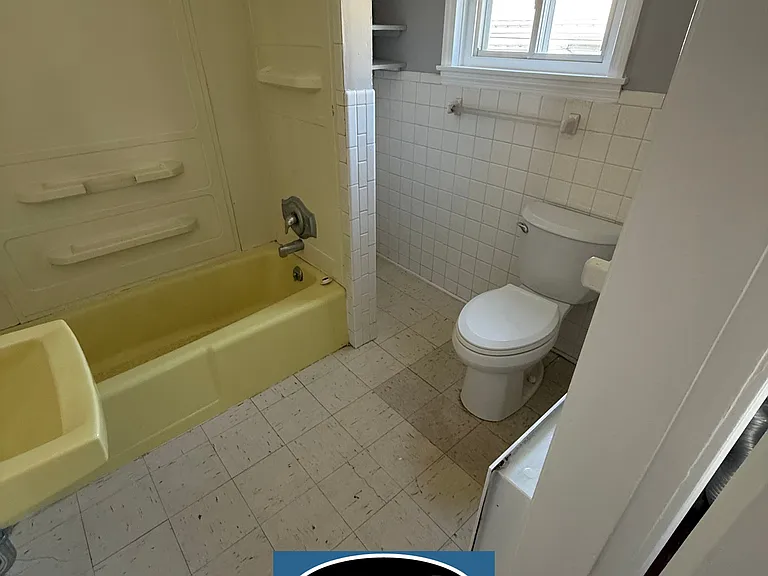 41 Main St N #2 — Photo 21