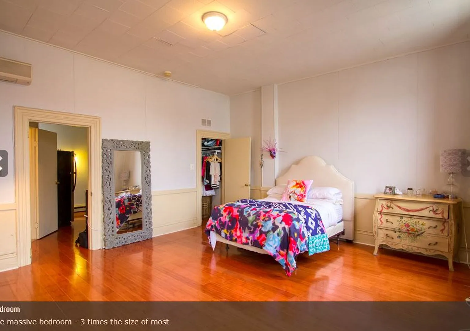 Beautiful studio in great location in fishtown only for $1,150!! — Photo 3