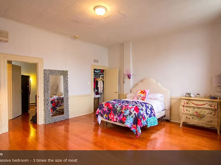 454 E Girard Ave #2F — Photo 3