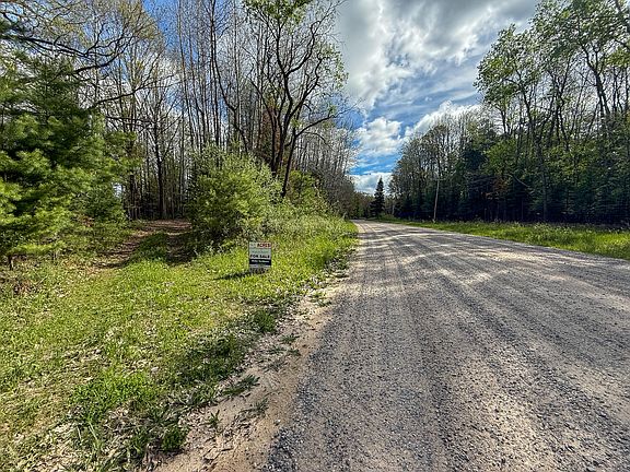 4th image of V/l 3 Mile Rd