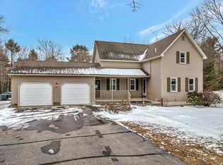 27 Overlook Dr, Berwick, ME 03901