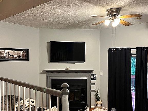 3rd image of 10575 Glen Hannah Dr