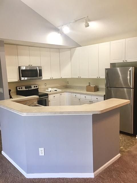 1st image of 7776 Essex Gate Dr S