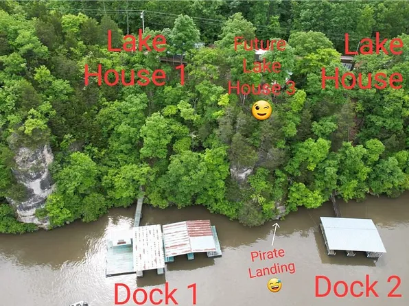 32936 Apache Hills Rd, Stover, MO 65078
