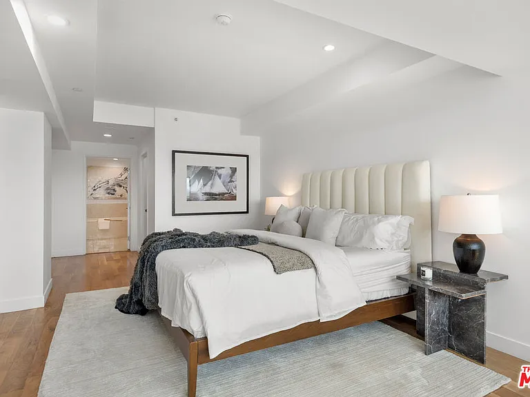13600 Marina Pointe Dr #1507 — Photo 17