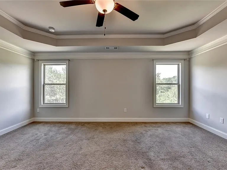 235 Bella Dr — Photo 48