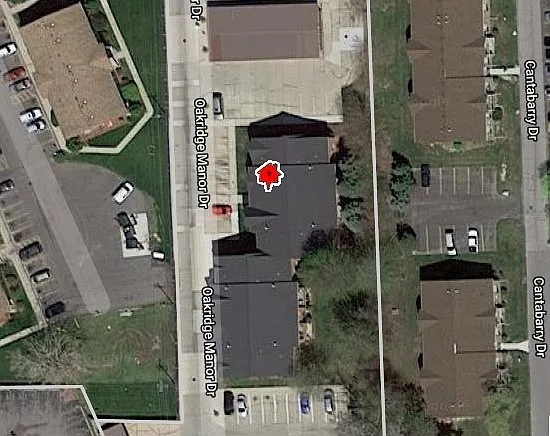 30536 Oakridge Manor Dr photo 1