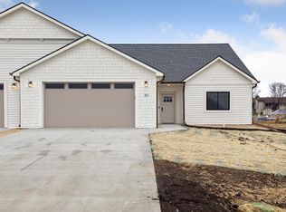 301 Stoddard St, Houston, MN 55943